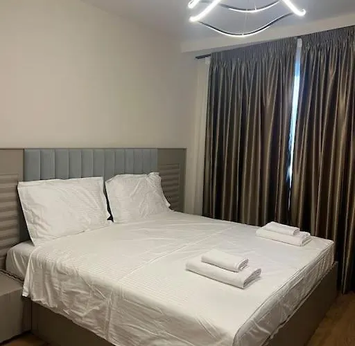 Modern Near Blloku Apartmán Tirana