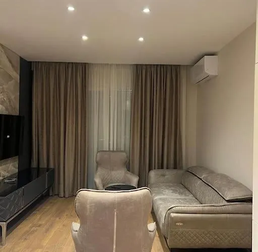 Modern Near Blloku דירה טיראנה